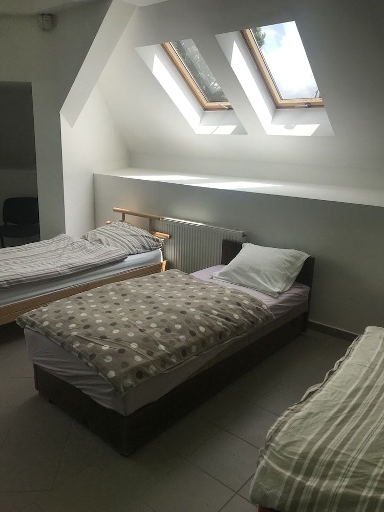 undefined Konvoj Szálló 9