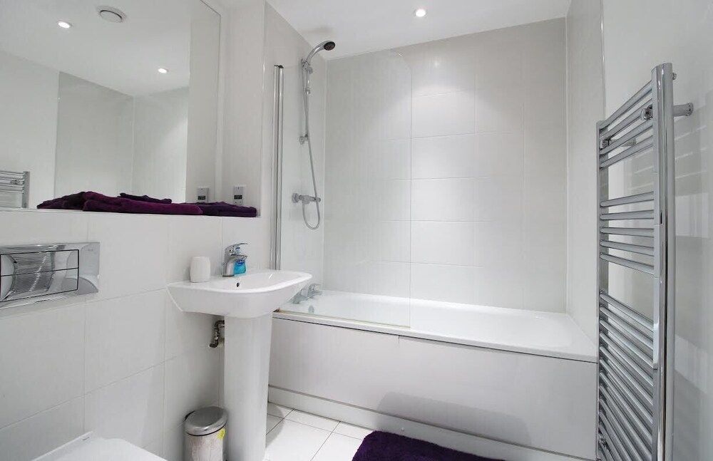 undefined Astonished 2 Bedroom near London Bridge 6