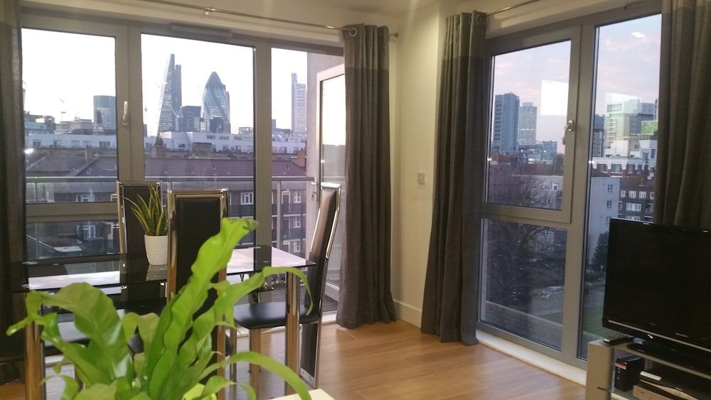 undefined Astonished 2 Bedroom near London Bridge 7