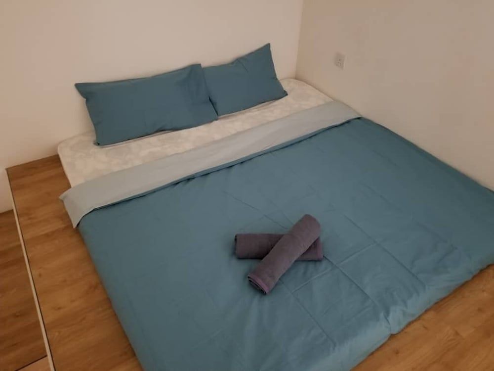 undefined EST Link to LRT KL Sentral Bangsar 10