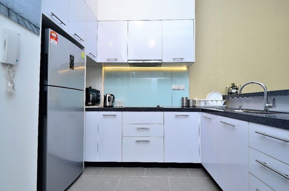 EST Link to LRT KL Sentral Bangsar Apartment, 1 Bedroom 6