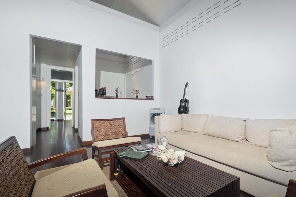 undefined Ban Mok Talay Beachfront Villa 9