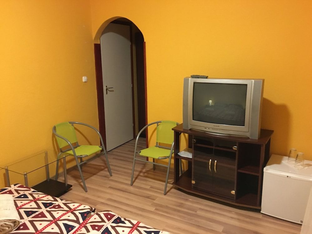 undefined Palota Panzió 8