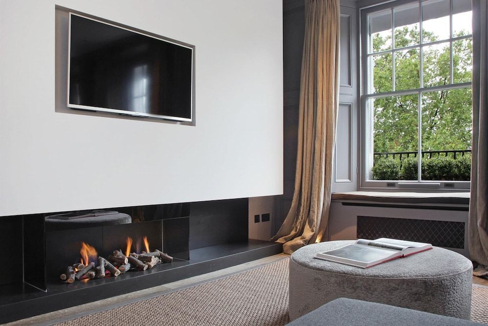Cadogan Square Luxury 2 Bedroom Apartment II Apartment 19