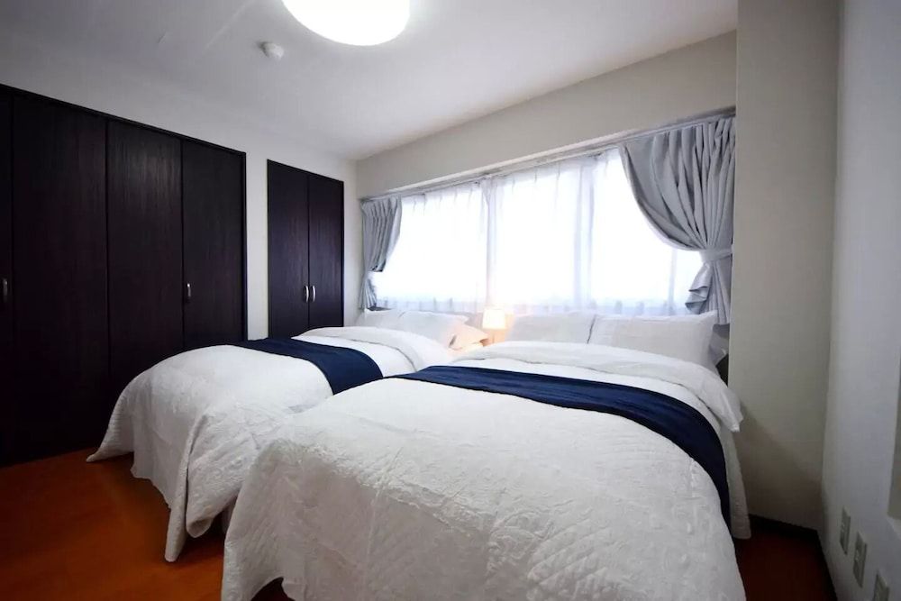 undefined Y's O Bldg 3