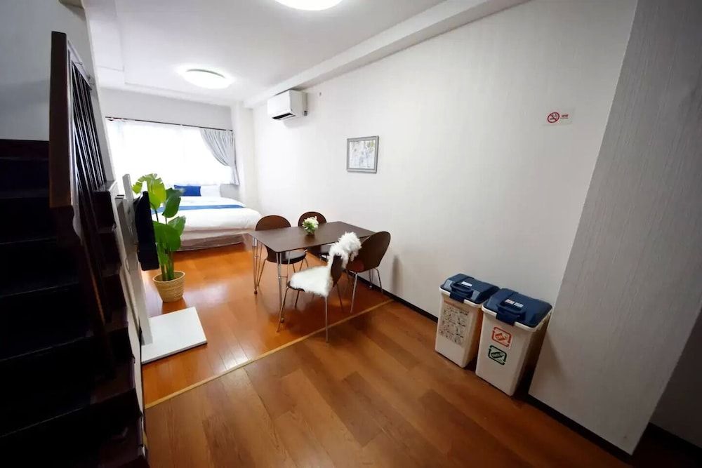 Y's O Bldg Apartment 12