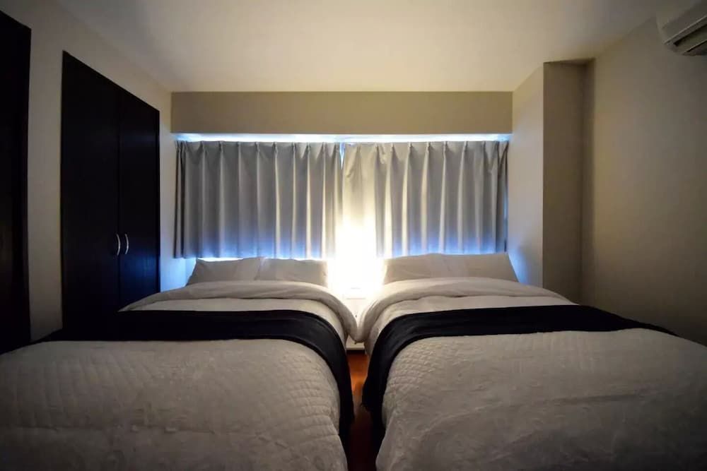 undefined Y's O Bldg 6