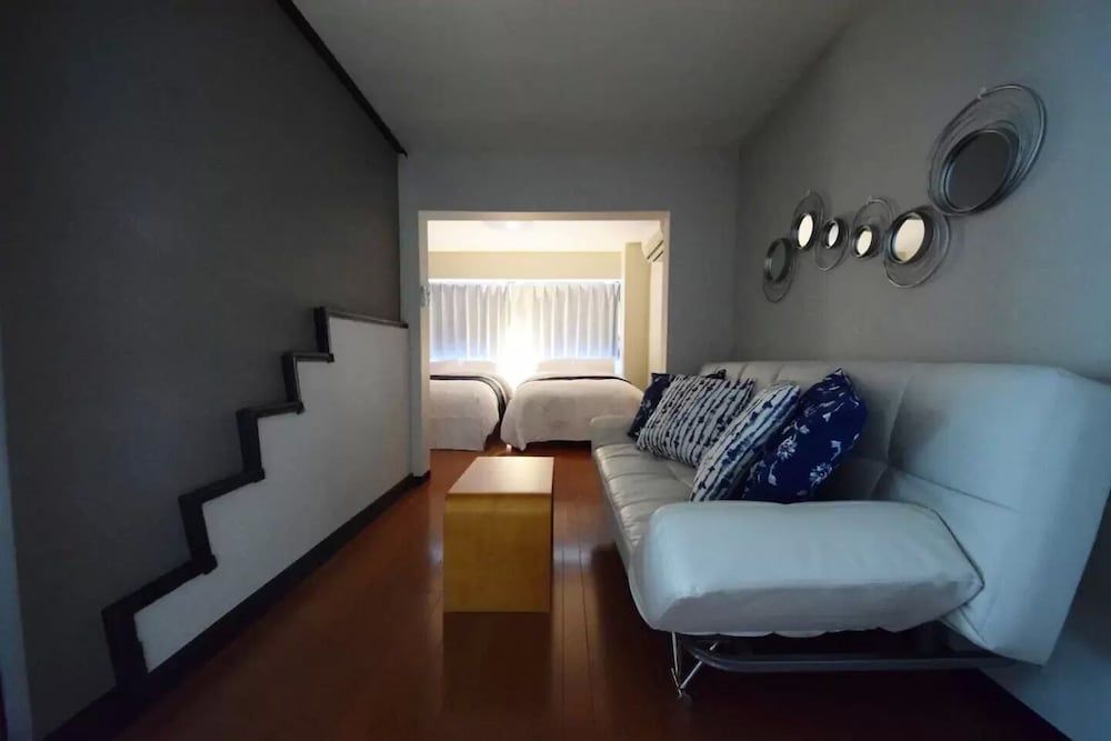 Y's O Bldg Apartment 18