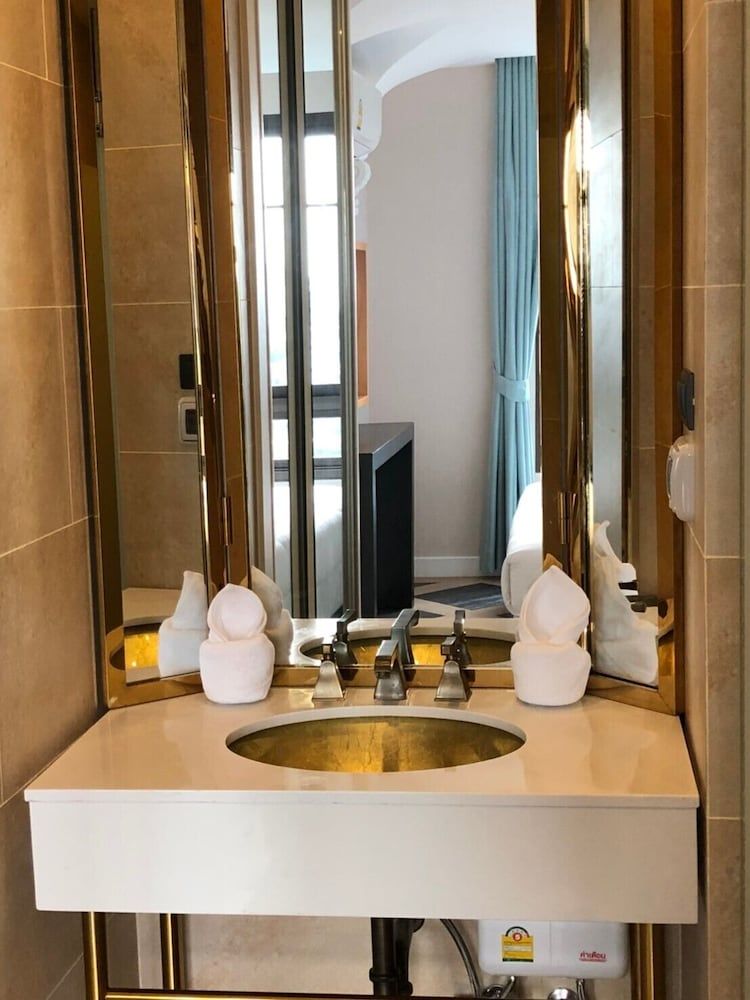 Espana Condo Pattaya By JC 1-Bedroom Condo with Garden View 10