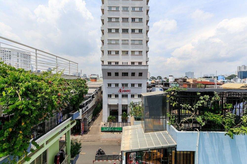 undefined 1991 Home Sai Gon 7