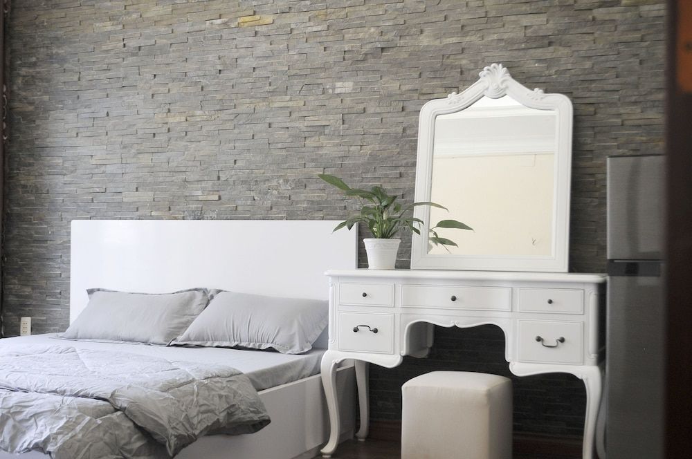 undefined Paragon Saigon 2 6