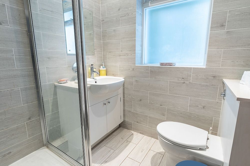 JOIVY 2 Bed Flat With Garden Next to Battersea Park! Apartment (2 Bedrooms) 13