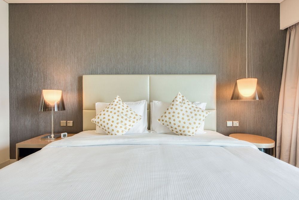 undefined Maison Privee - Cool Dubai Apt next Burj Khalifa & Design District 6