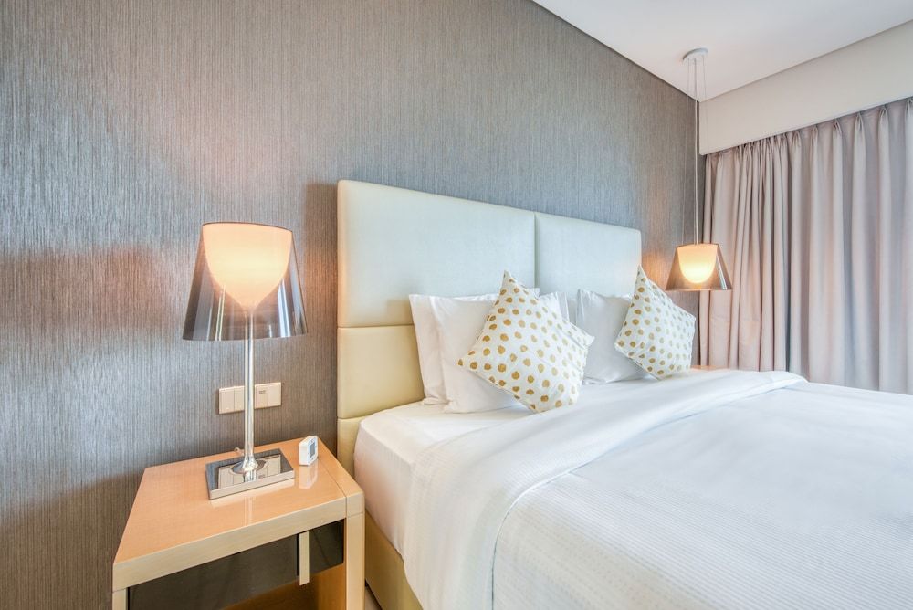 undefined Maison Privee - Cool Dubai Apt next Burj Khalifa & Design District 4