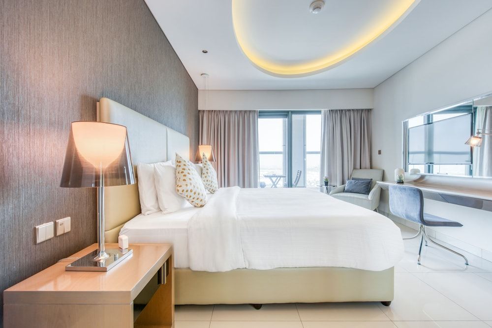 undefined Maison Privee - Cool Dubai Apt next Burj Khalifa & Design District 3
