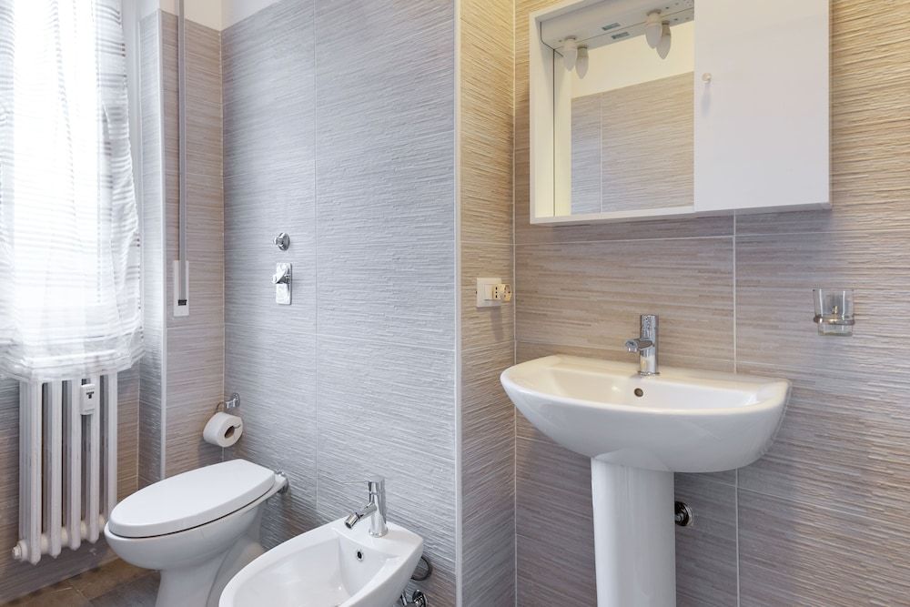 Renovated Flat Subway Yellow Line Apartment, 1 Bedroom, Non Smoking 13