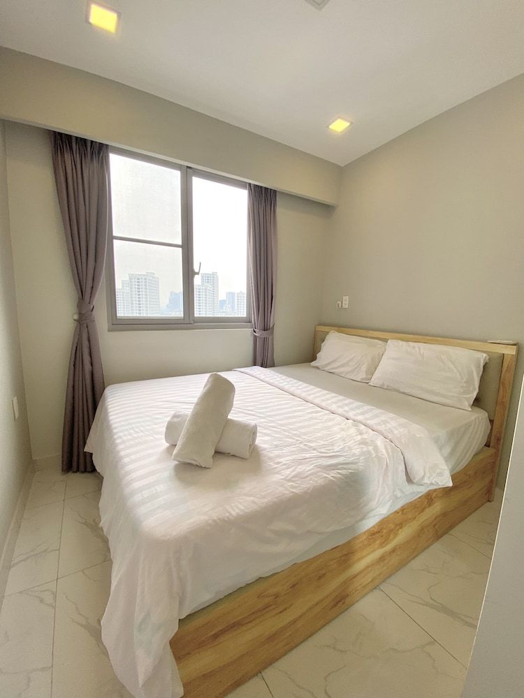 3 Bedrooms Apartment