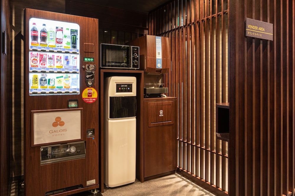 undefined Galois Hotel Shin-Ōkubo 9