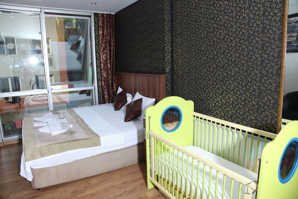 undefined Garden Hill Hotel 8