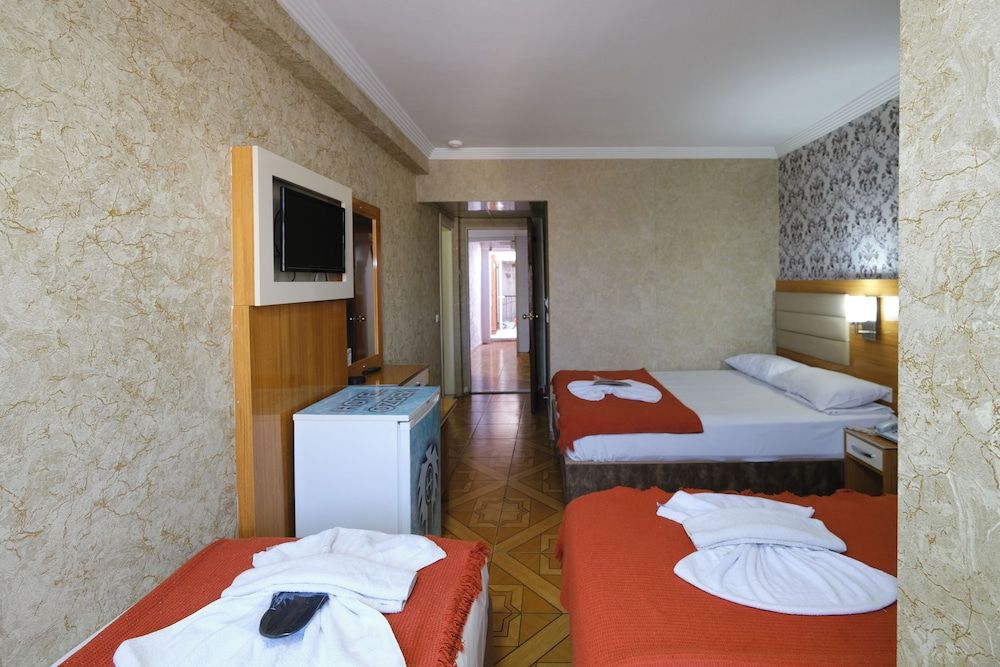 undefined Hotel Ozbek 2