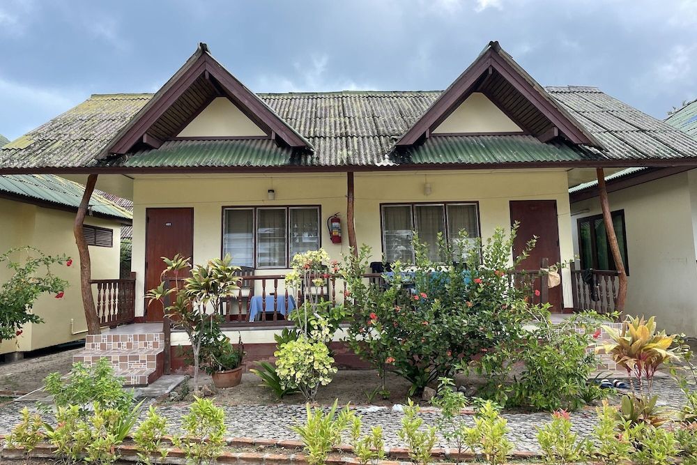undefined Sea Breeze Bungalow 8