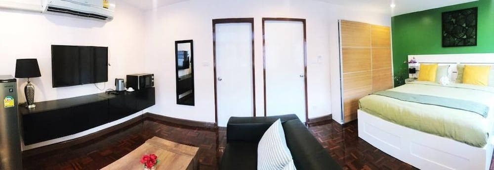 undefined Room at Bangkok 5