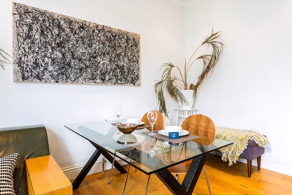 undefined FLO - Bright and Spacious Notting Hill Nest 6