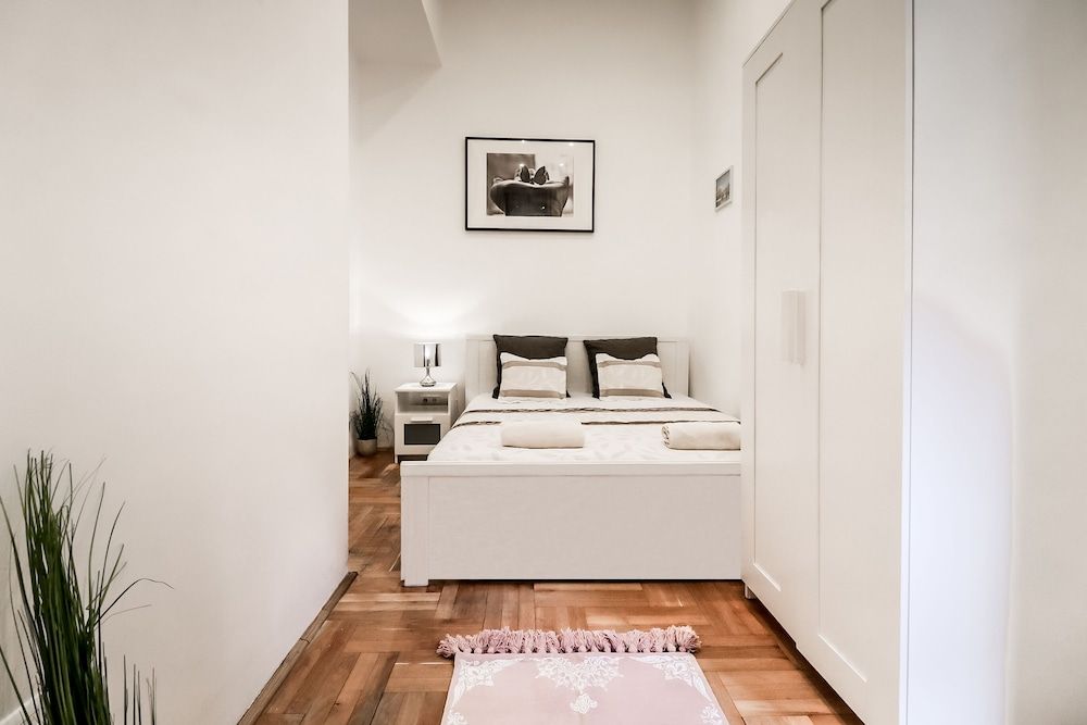 undefined Real Apartments Klauzal II 6