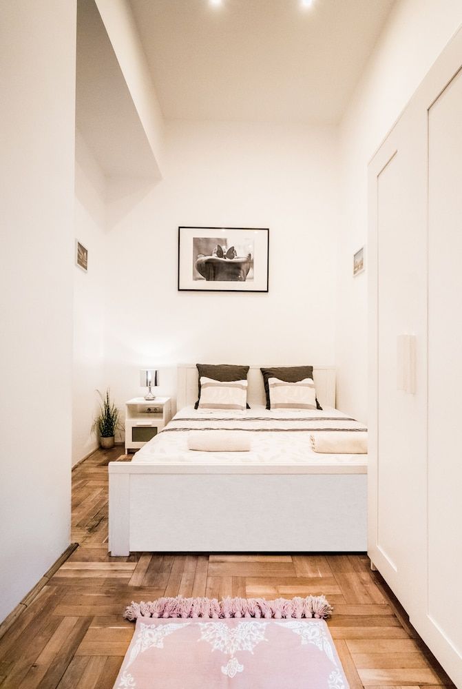 undefined Real Apartments Klauzal II 3