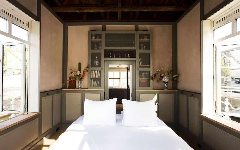 undefined SWEETS - Amstelschutsluis