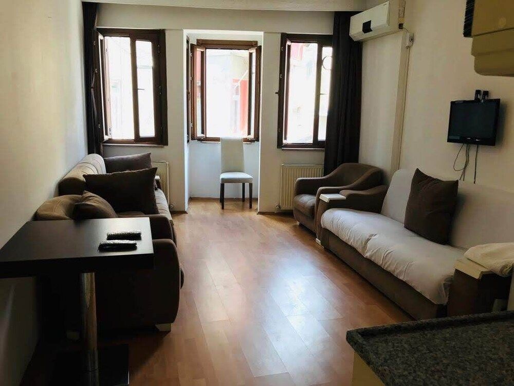 undefined Akdemir House 9