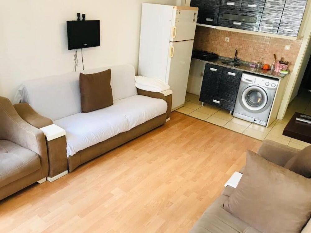 Akdemir House Family Apartment 15