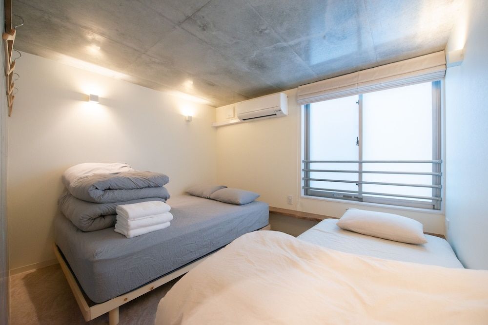 bmj Hyakunincho Economy Triple Room, Non Smoking 2