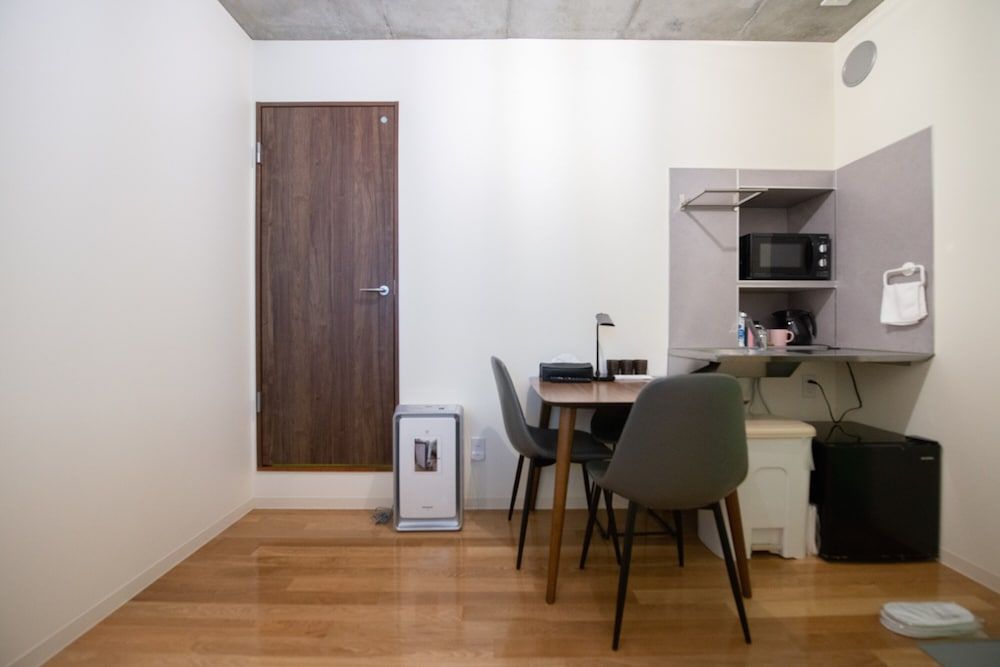 bmj Hyakunincho Economy Triple Room, Non Smoking 15