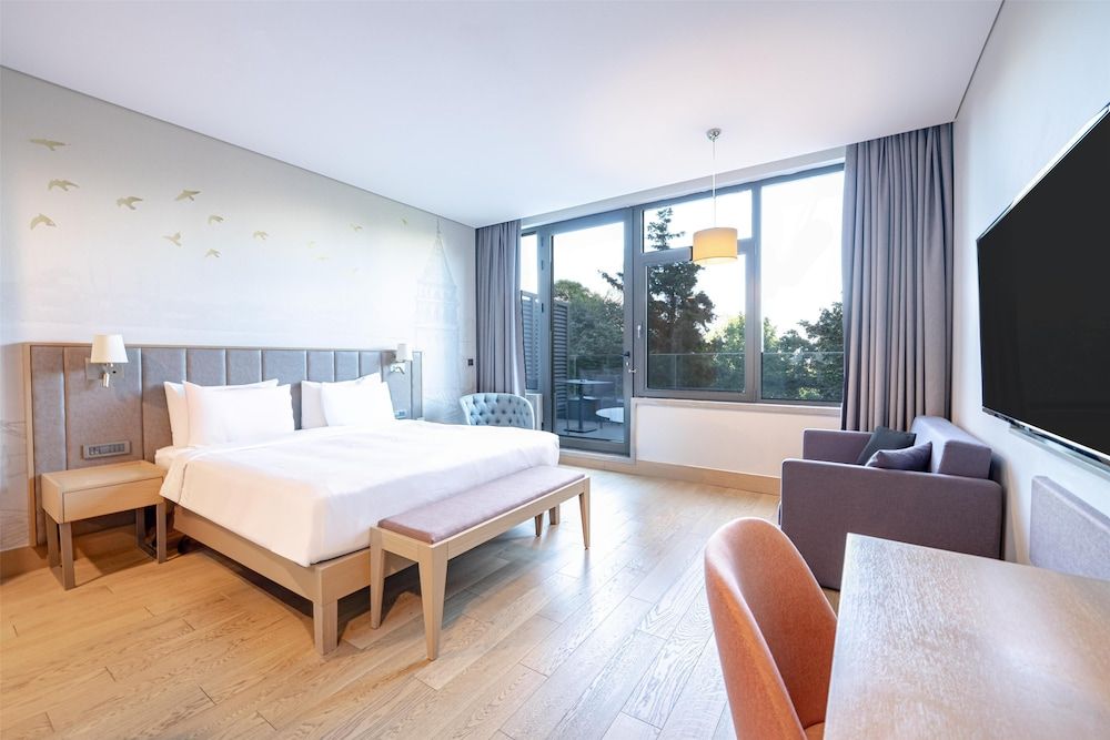 undefined Radisson Hotel Istanbul Harbiye 5