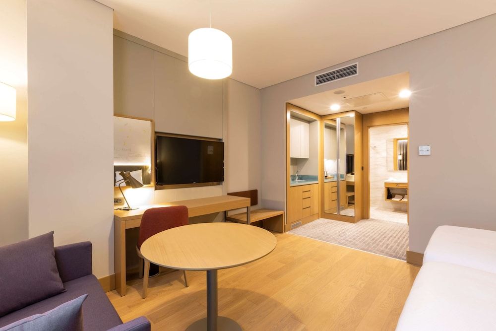 undefined Radisson Hotel Istanbul Harbiye 2