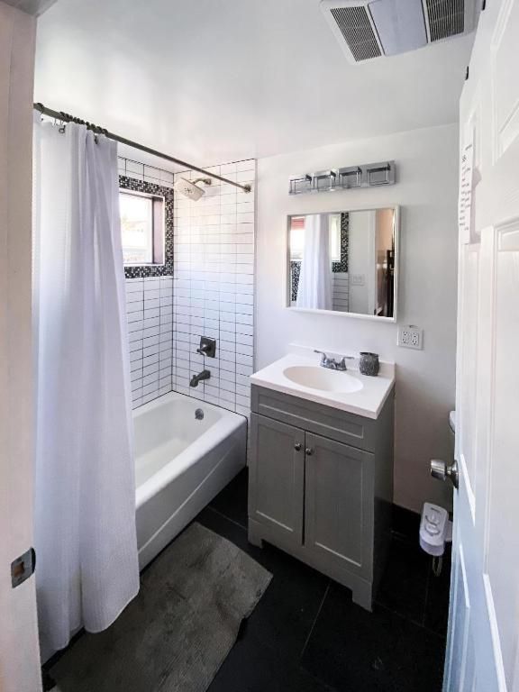 The Rumi Hostel Bed in 6-Bed Mixed Dormitory Room