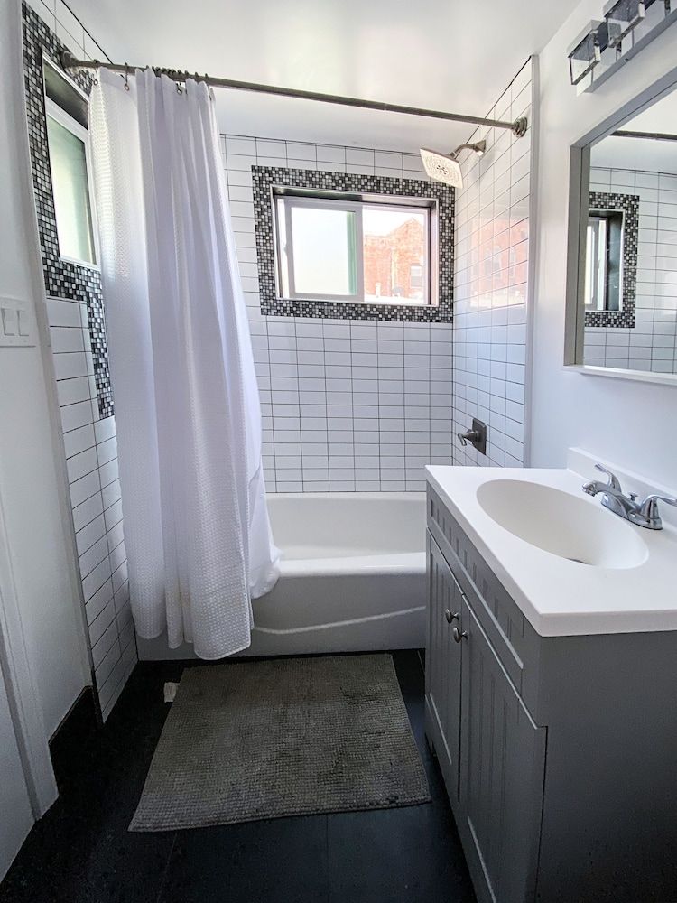 The Rumi Hostel Shared Dormitory, Women only, Balcony 6