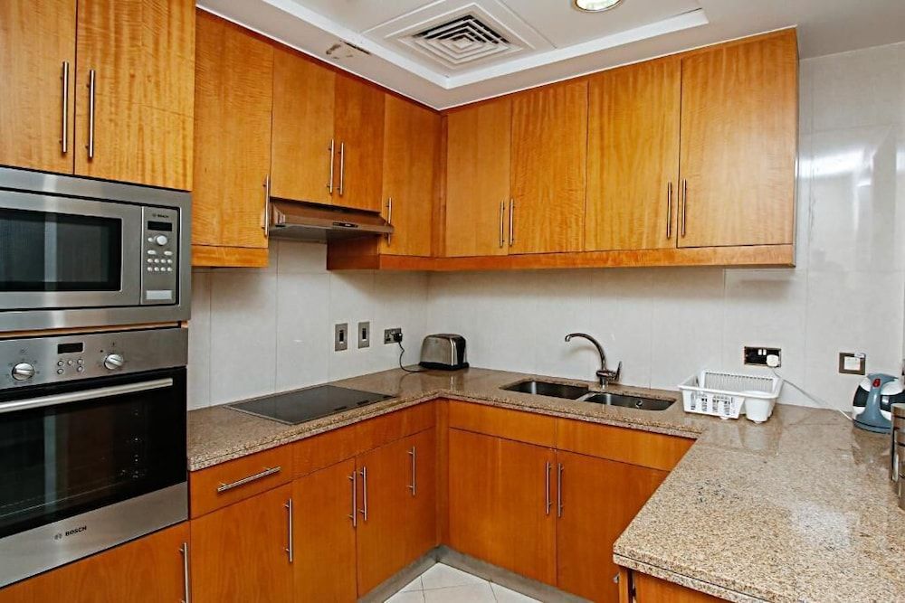 undefined R&H Trident Grand Residences 6