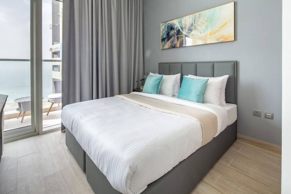 undefined Remarkable Value Studio Apartment In Unbeatable Location! 5