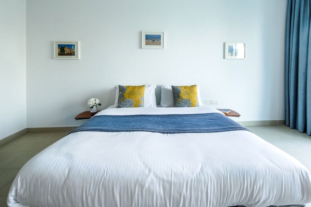 undefined Top-notch 2BR With Magical Marina Views! 9