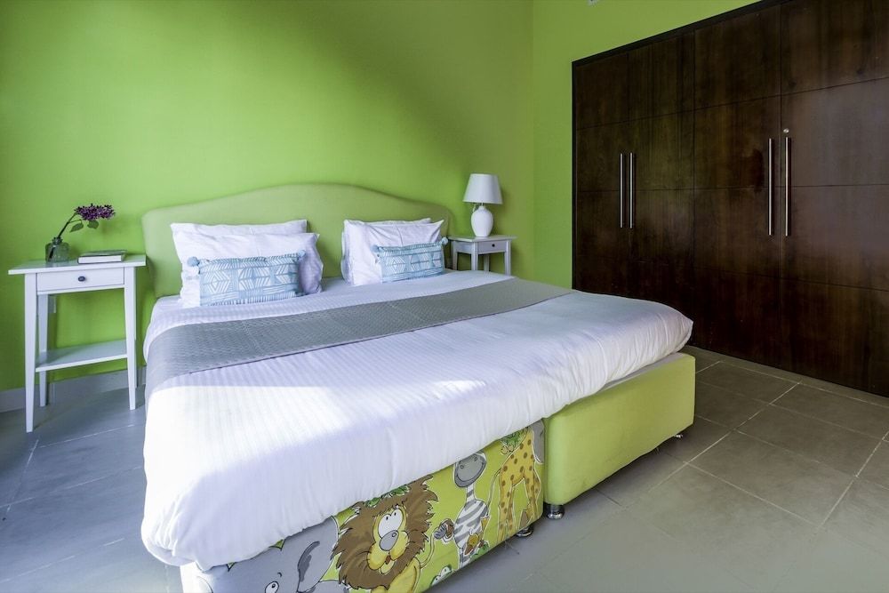 undefined Top-notch 2BR With Magical Marina Views! 6