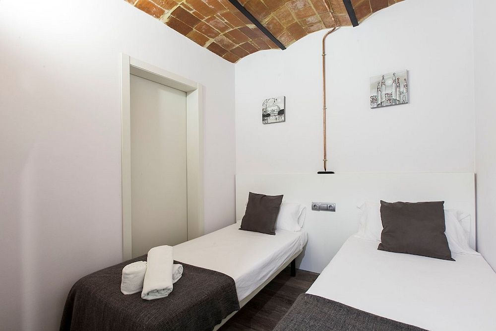 undefined AB Paral·lel Apartments 3