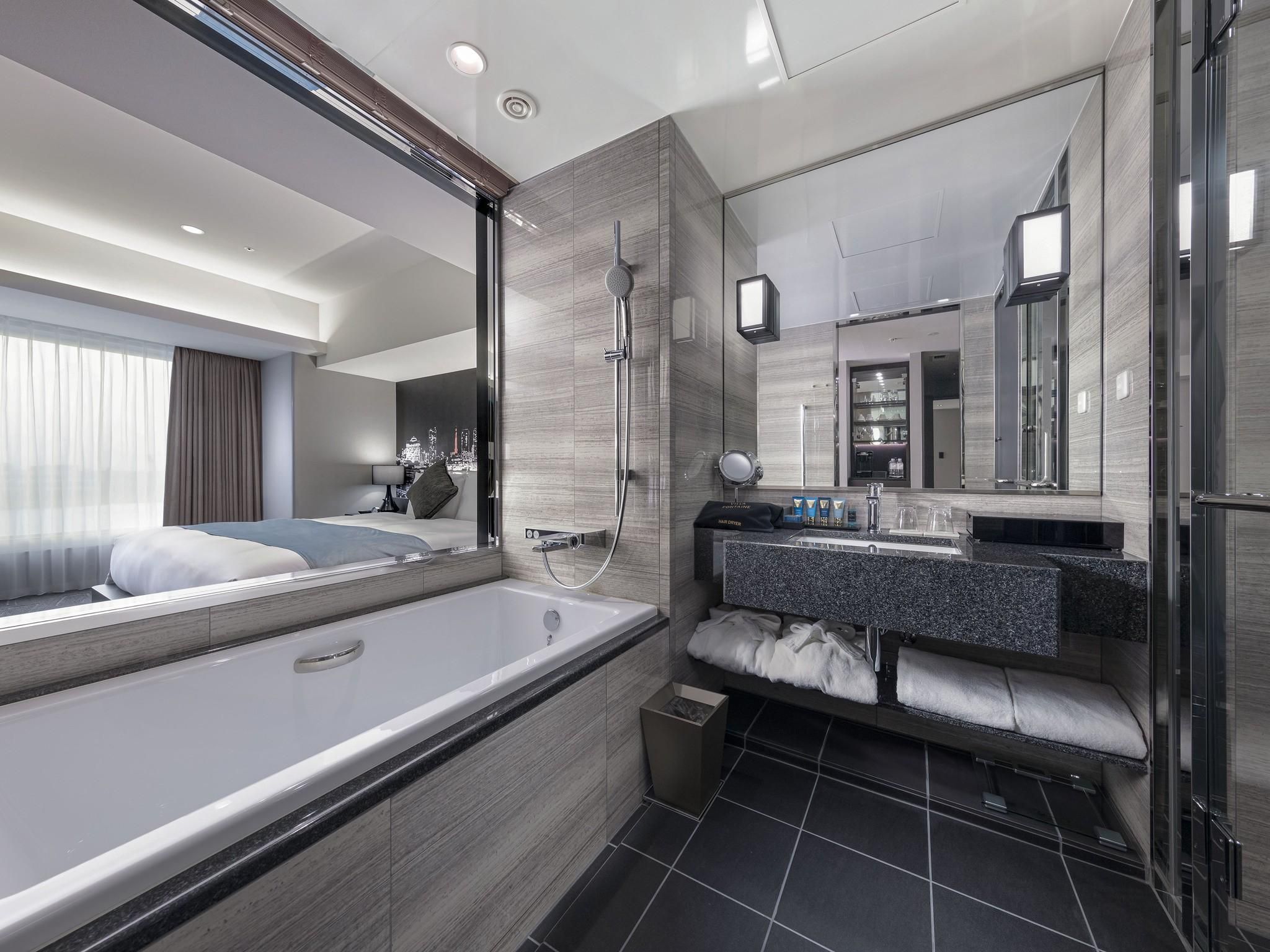 Premier Floor - Executive Twin Room with River View, Non-Smoking