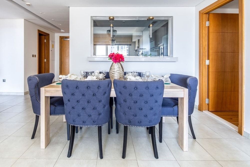 undefined Refined 2BR Luxury Apartment at Palm Jumeirah 3