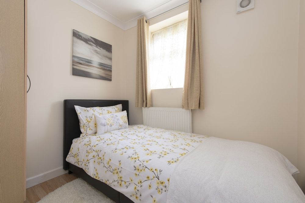 undefined Abkat Holiday Home 6