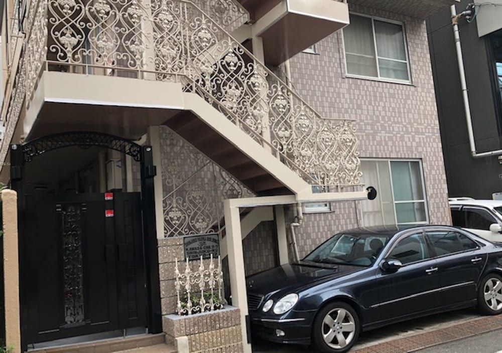 undefined Centrally Located Deluxe Furnished.1 2