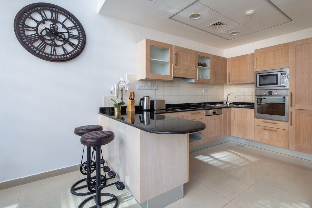 undefined Lively & Spacious 1BR Loft in Dubai Marina 10
