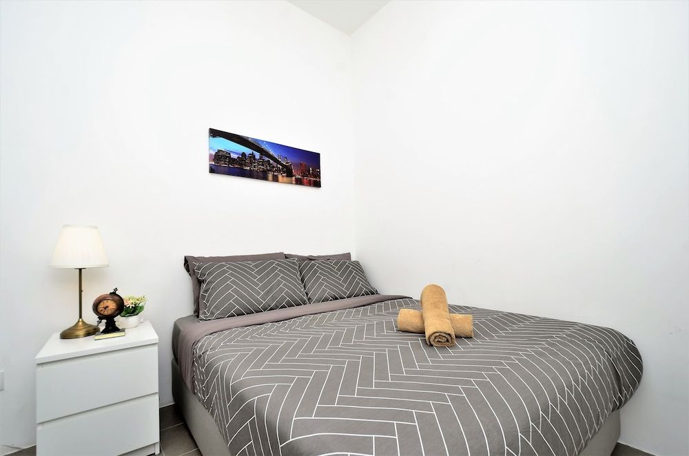 undefined Cozy Family Suite Apartment 7