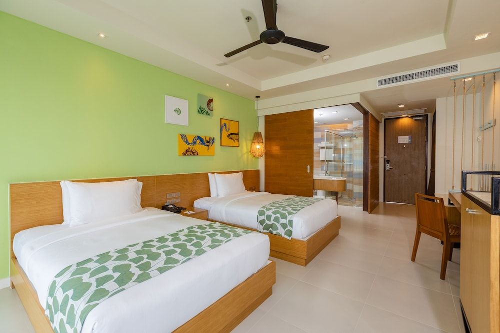 Holiday Ao Nang Beach Resort Krabi Family Garden View Room 3